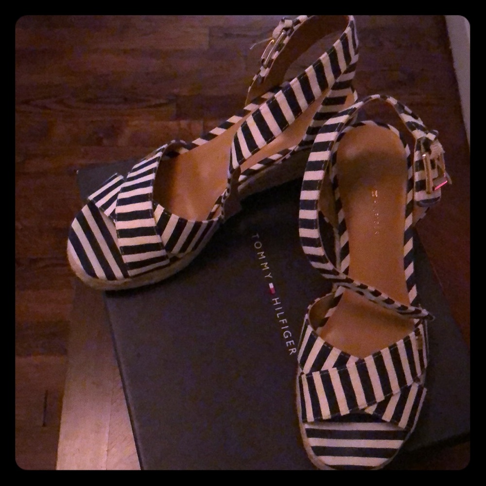 Sandals dark blue and white